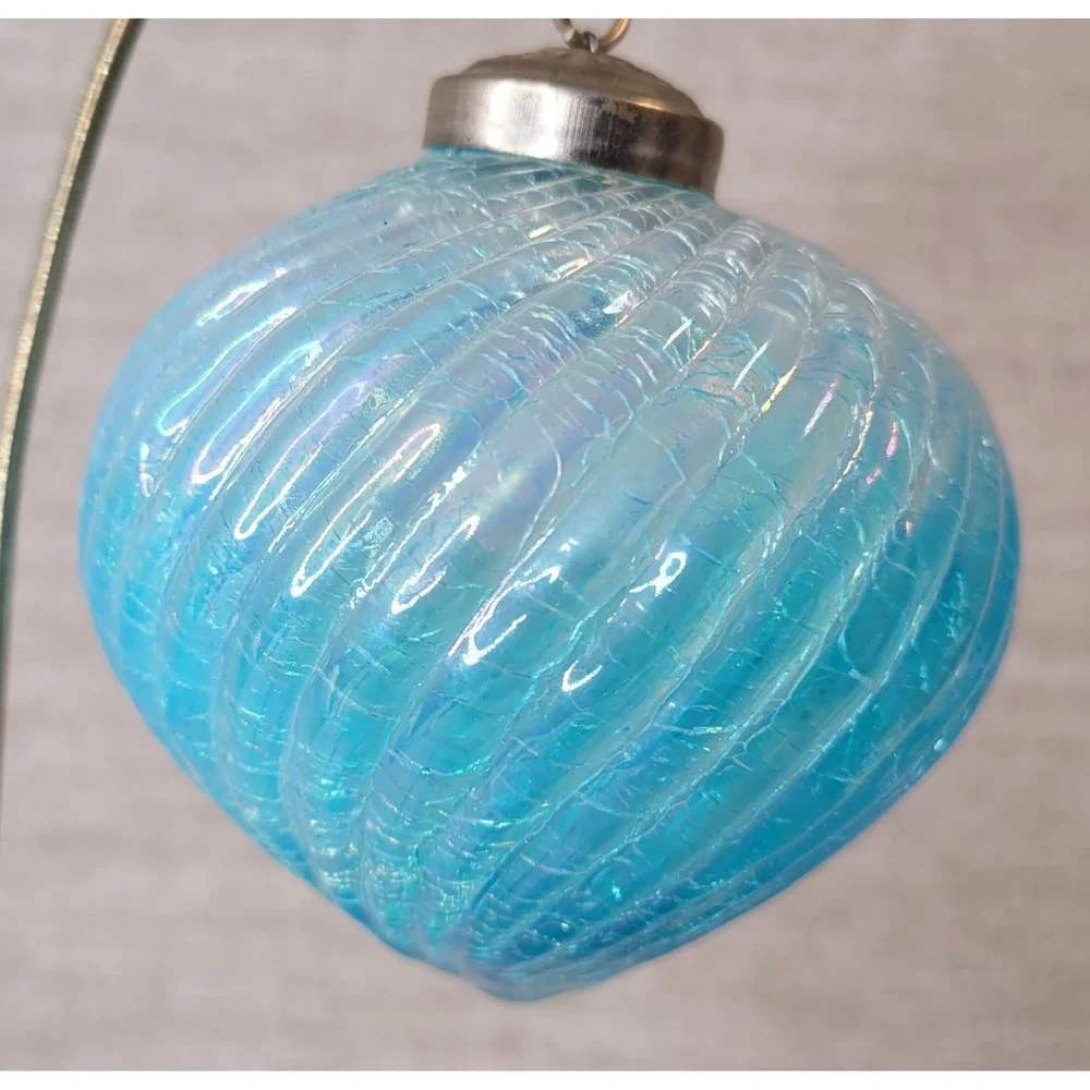 Vintage Hand Blown Iridescent Aqua Blue Art Glass Shell Christmas Ornament 3.5